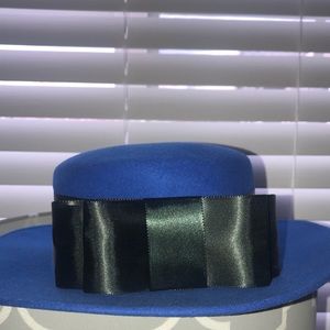 Doeskin felt, 100% wool Bollman hat